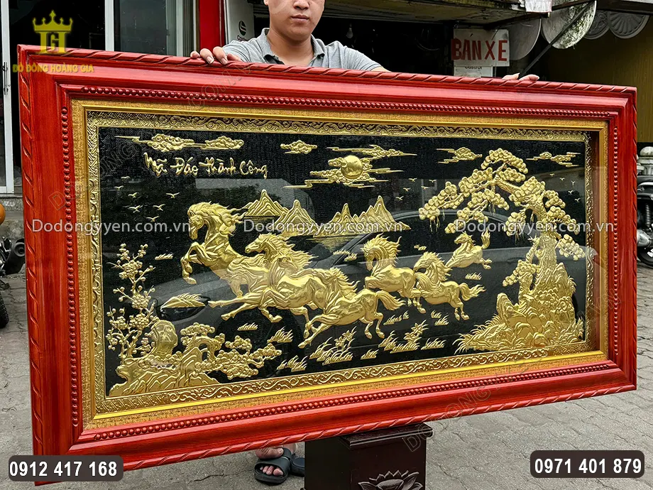 Khung tranh bằng gỗ tự nhi&ecirc;n chắc chắn